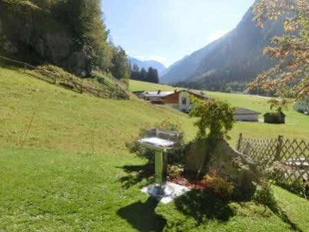 Ferienwohnung Bergspitz Санкт Леонард им Пицтал Екстериор снимка